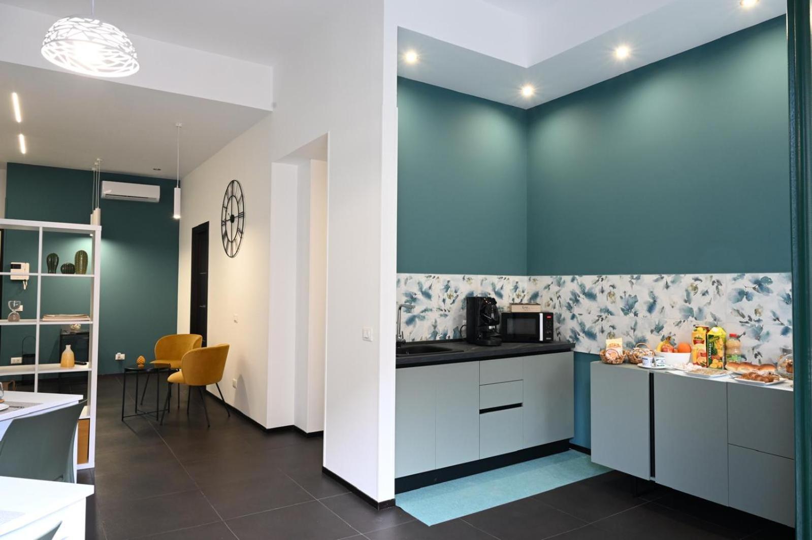 Terzo Rione Hotel Палермо Екстериор снимка